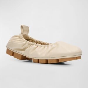 Bottega Veneta leather shore lug sole ballet flats size 42EU in sea salt